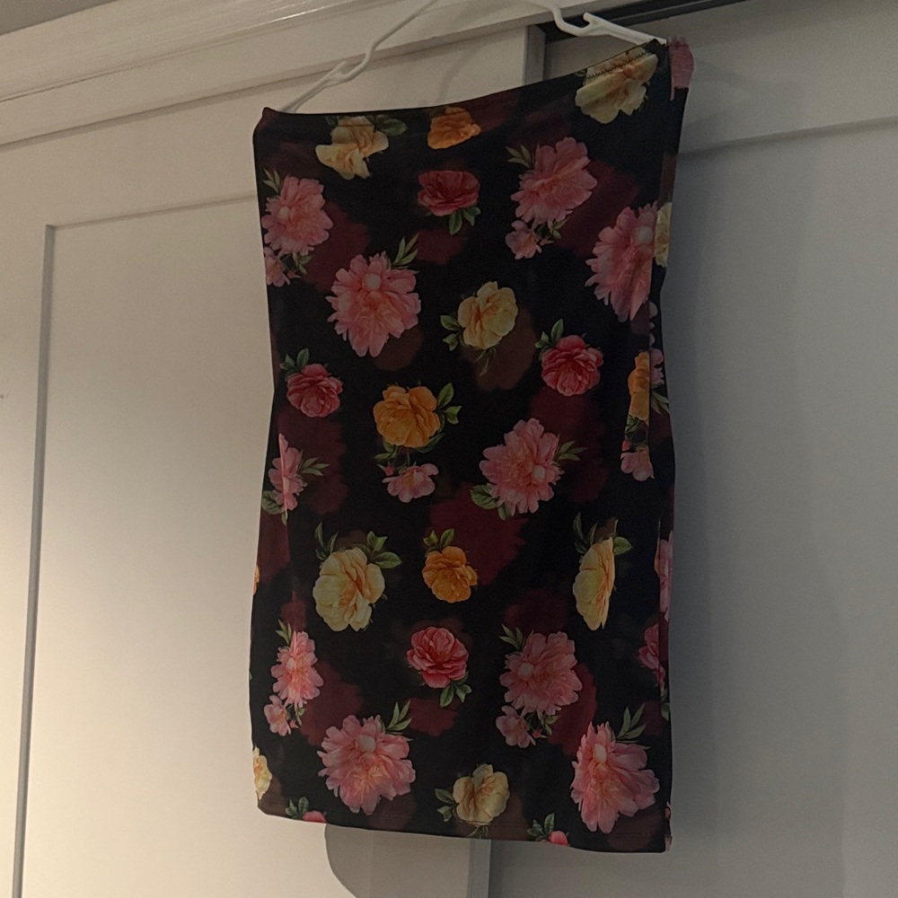 White Fox Boutique Floral Pencil Dress - Black and Pink